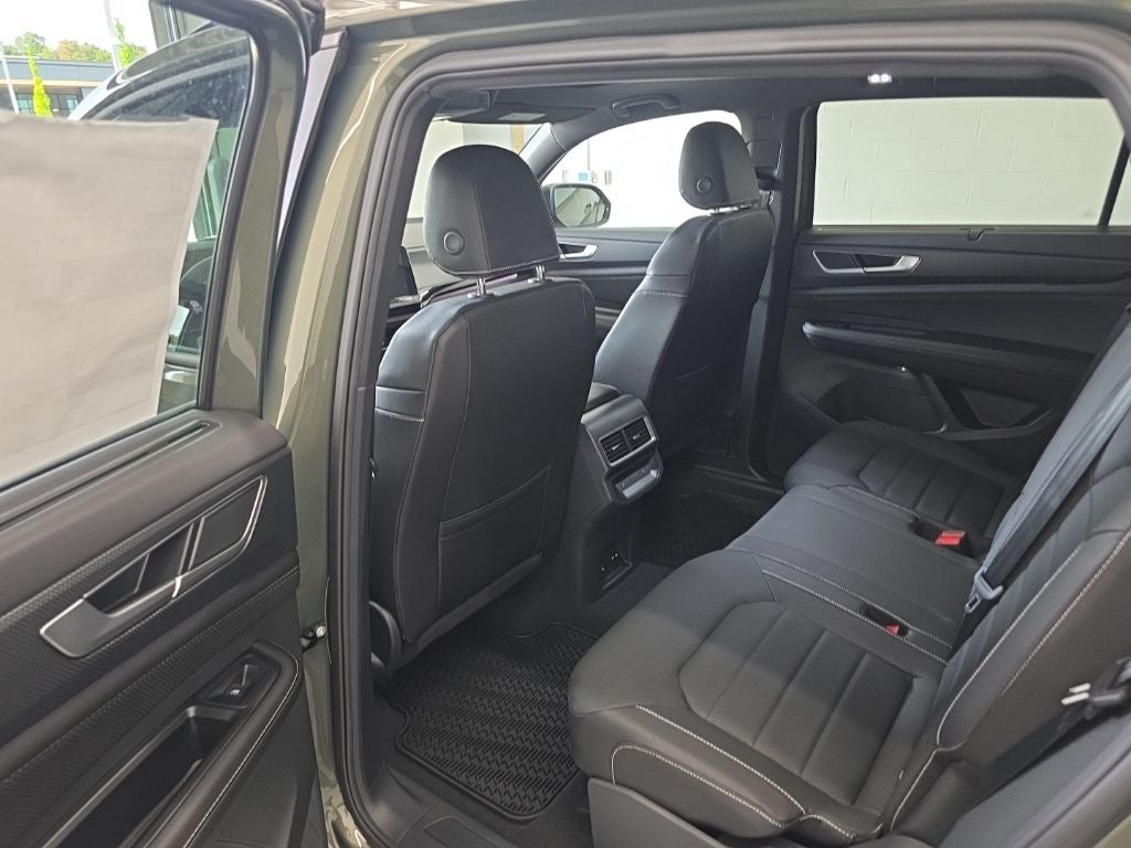 2026 Volkswagen Atlas Cross Sport 2.0T SEL R-Line Black