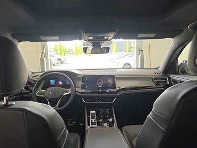 2026 Volkswagen Atlas Cross Sport 2.0T SEL R-Line Black