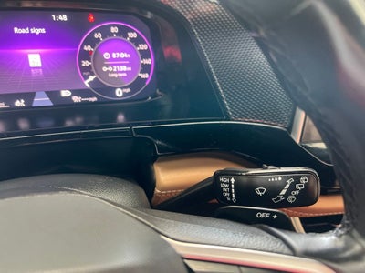 2024 Volkswagen Atlas Cross Sport 2.0T SEL R-Line