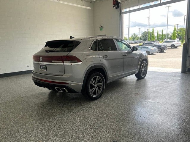 2024 Volkswagen Atlas Cross Sport 2.0T SEL R-Line