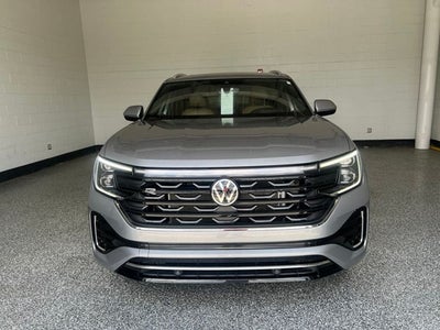 2024 Volkswagen Atlas Cross Sport 2.0T SEL R-Line