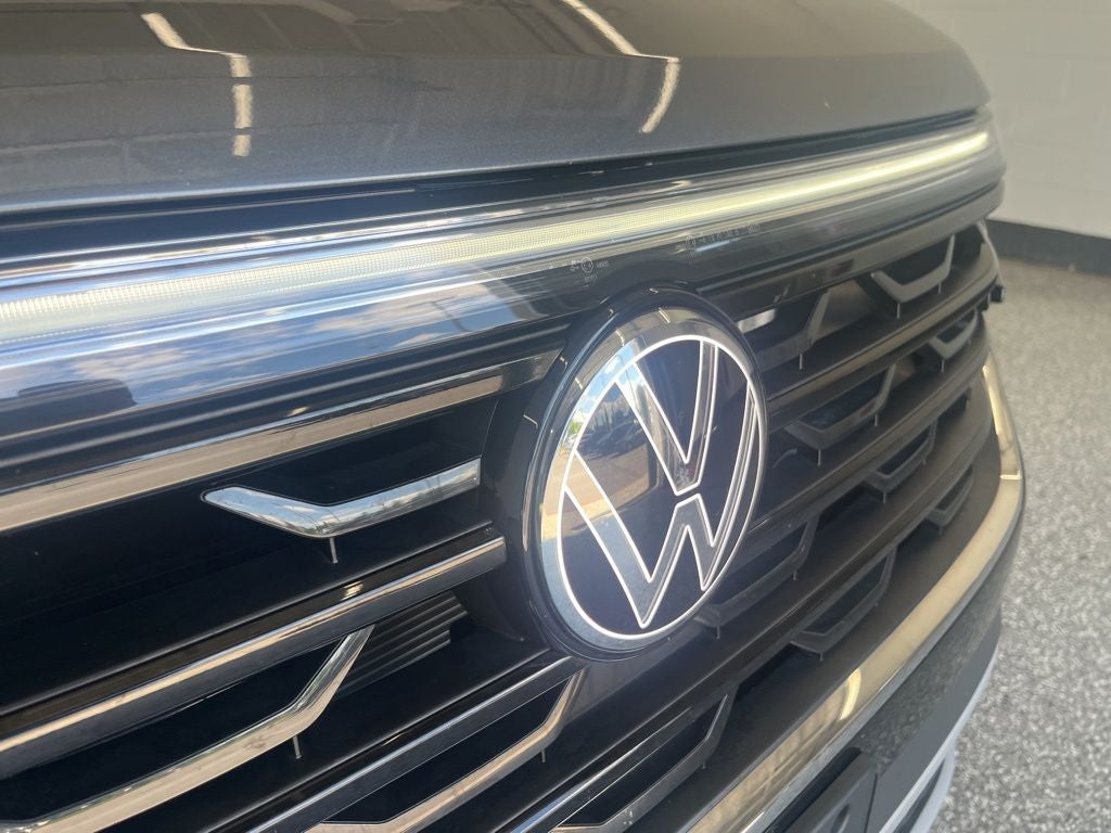 2025 Volkswagen Atlas Cross Sport 2.0T SEL