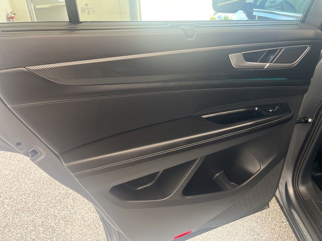 2025 Volkswagen Atlas Cross Sport 2.0T SEL