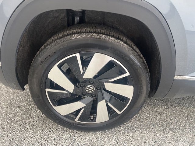 2025 Volkswagen Atlas Cross Sport 2.0T SEL