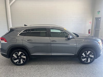 2025 Volkswagen Atlas Cross Sport 2.0T SEL