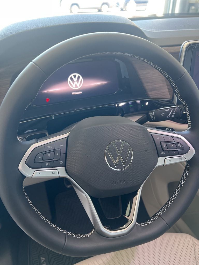 2026 Volkswagen Atlas 2.0T SEL