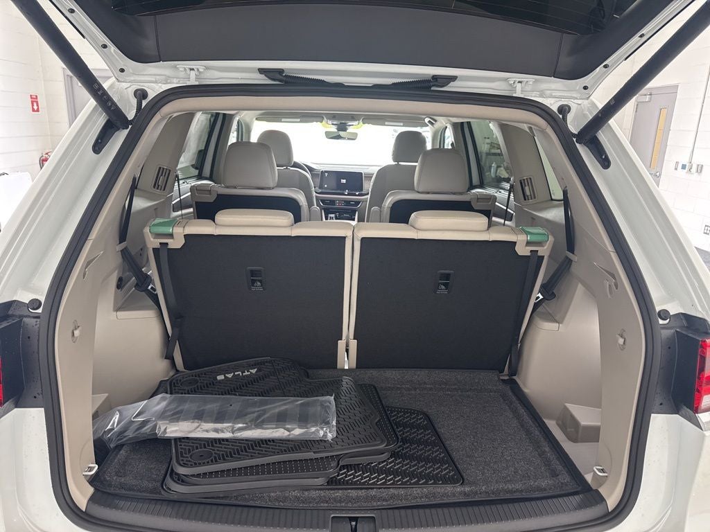 2026 Volkswagen Atlas 2.0T SEL