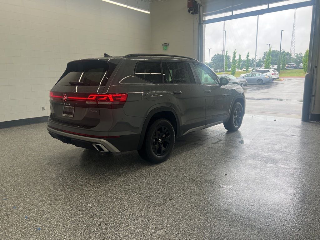 2026 Volkswagen Atlas 2.0T Peak Edition