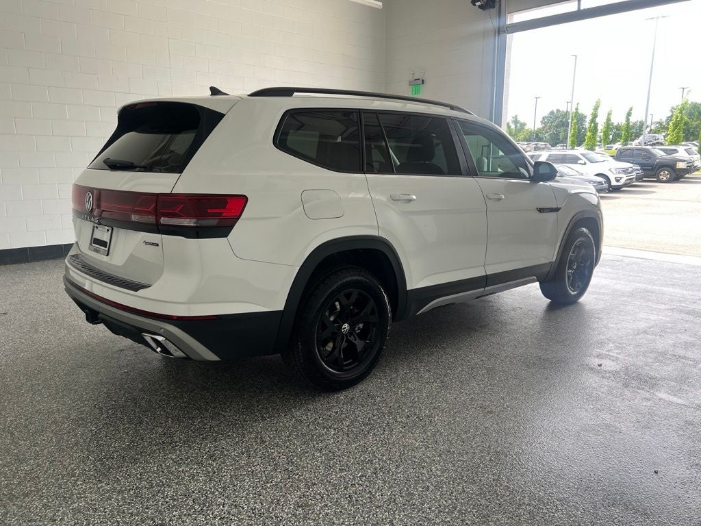 2026 Volkswagen Atlas 2.0T Peak Edition