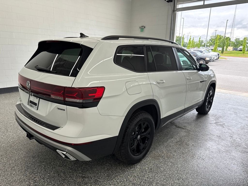 2026 Volkswagen Atlas 2.0T Peak Edition