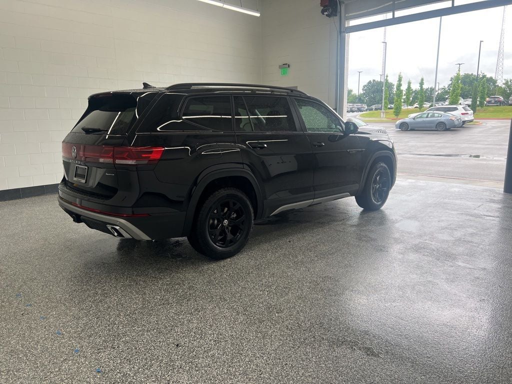 2026 Volkswagen Atlas 2.0T Peak Edition