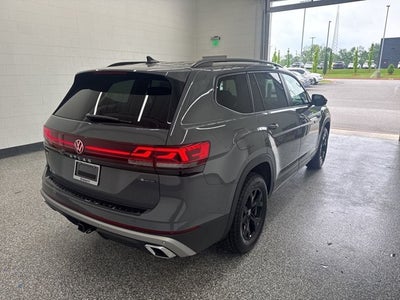2026 Volkswagen Atlas 2.0T Peak Edition