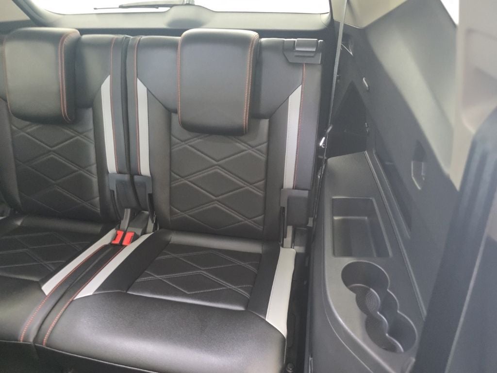 2024 Volkswagen Atlas 2.0T Peak Edition SE w/Technology