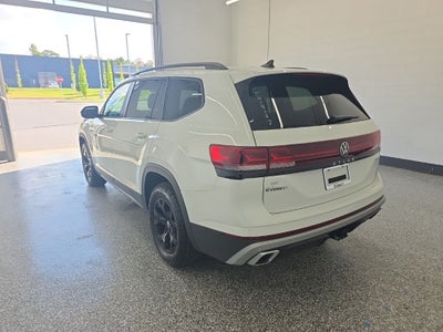 2024 Volkswagen Atlas 2.0T Peak Edition SE w/Technology