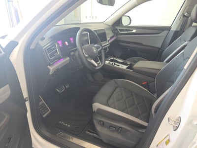 2024 Volkswagen Atlas 2.0T Peak Edition SE w/Technology