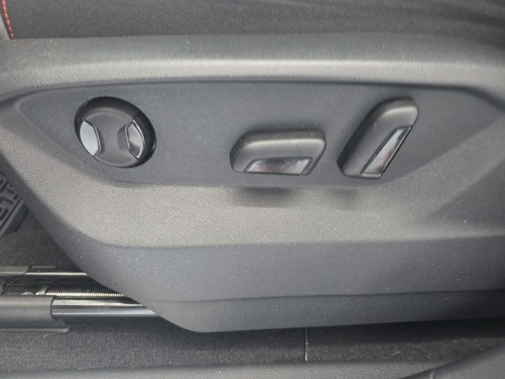 2024 Volkswagen Atlas 2.0T Peak Edition SE w/Technology