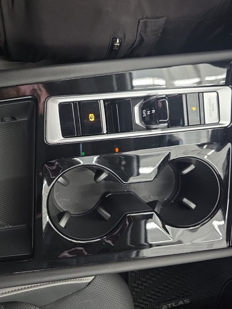 2024 Volkswagen Atlas 2.0T Peak Edition SE w/Technology