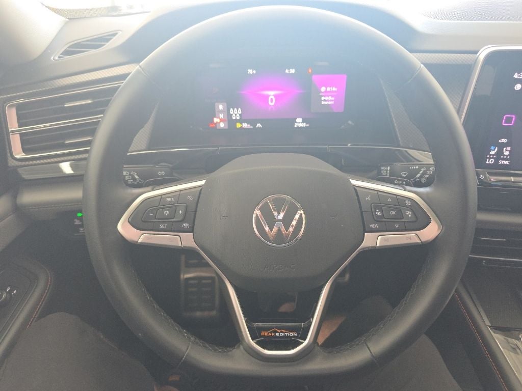 2024 Volkswagen Atlas 2.0T Peak Edition SE w/Technology