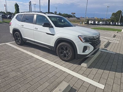 2024 Volkswagen Atlas 2.0T Peak Edition SE w/Technology