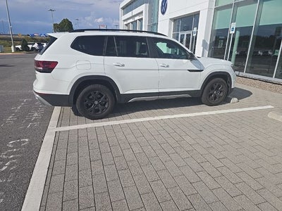 2024 Volkswagen Atlas 2.0T Peak Edition SE w/Technology