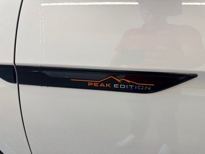 2025 Volkswagen Atlas 2.0T Peak Edition