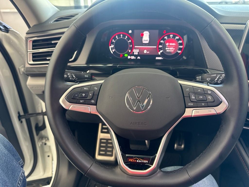 2025 Volkswagen Atlas 2.0T Peak Edition