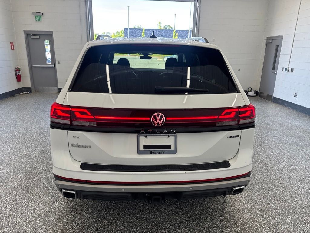 2025 Volkswagen Atlas 2.0T Peak Edition