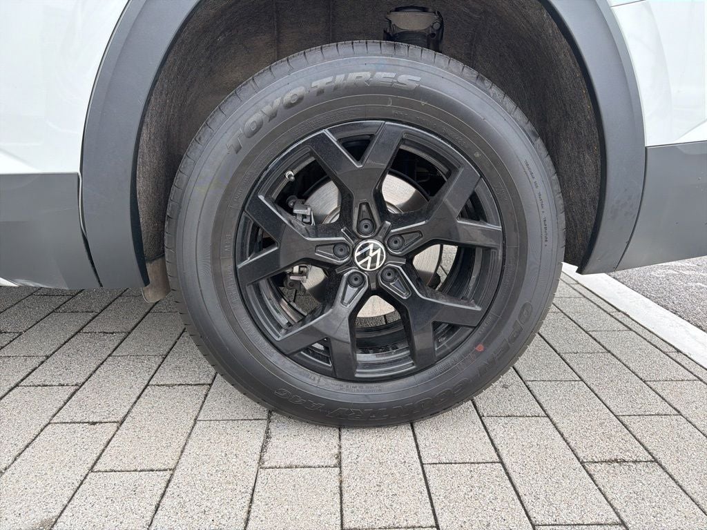 2025 Volkswagen Atlas 2.0T Peak Edition