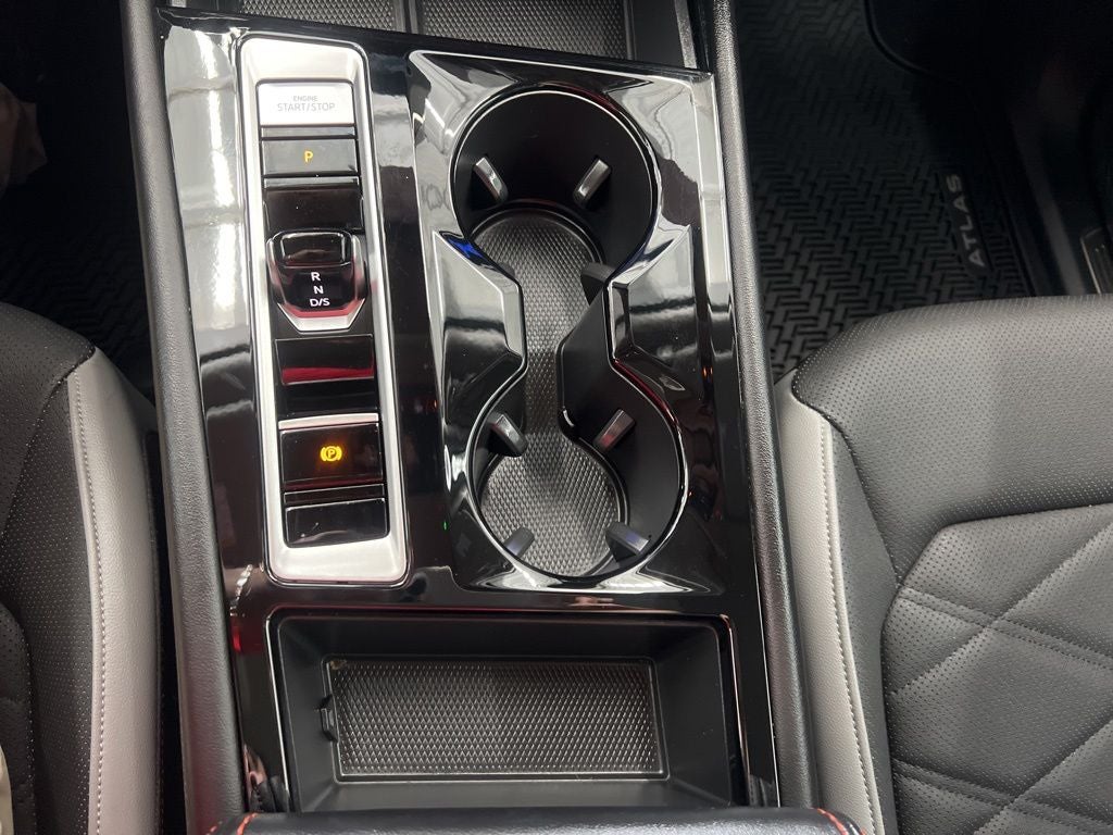 2024 Volkswagen Atlas 2.0T Peak Edition SE w/Technology