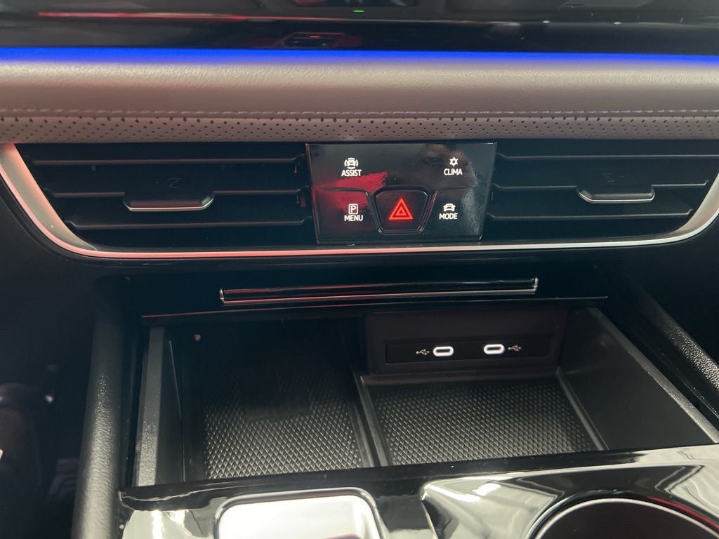 2024 Volkswagen Atlas 2.0T Peak Edition SE w/Technology