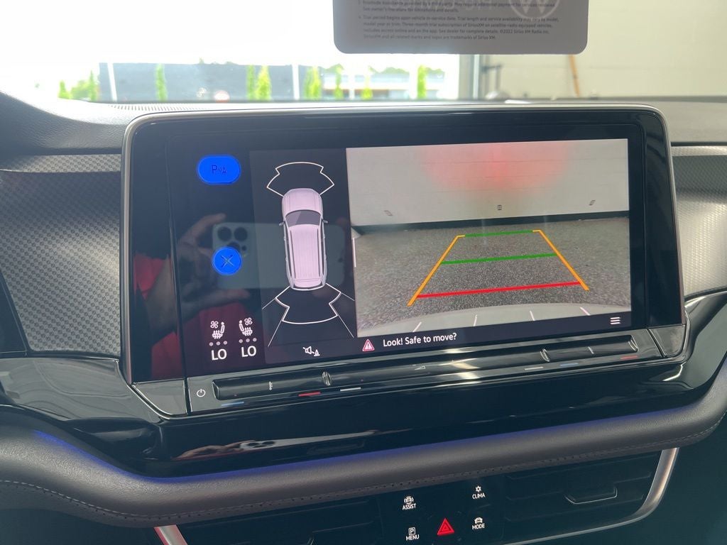 2024 Volkswagen Atlas 2.0T Peak Edition SE w/Technology