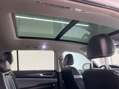 2024 Volkswagen Atlas 2.0T Peak Edition SE w/Technology