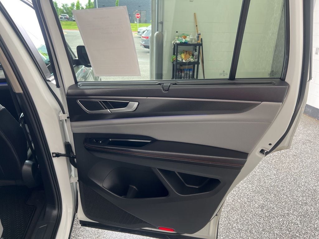 2024 Volkswagen Atlas 2.0T Peak Edition SE w/Technology