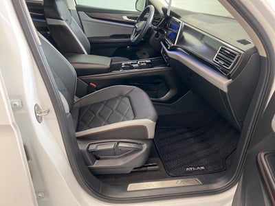 2024 Volkswagen Atlas 2.0T Peak Edition SE w/Technology