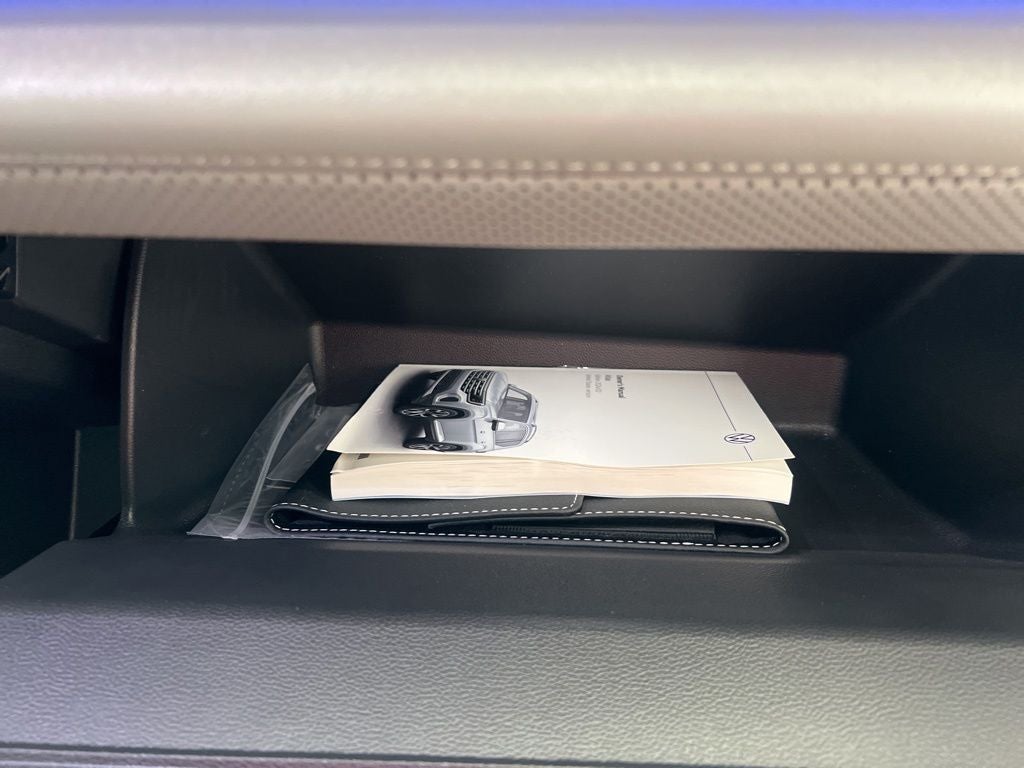 2024 Volkswagen Atlas 2.0T Peak Edition SE w/Technology