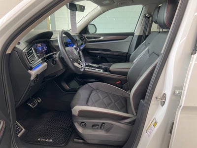 2024 Volkswagen Atlas 2.0T Peak Edition SE w/Technology