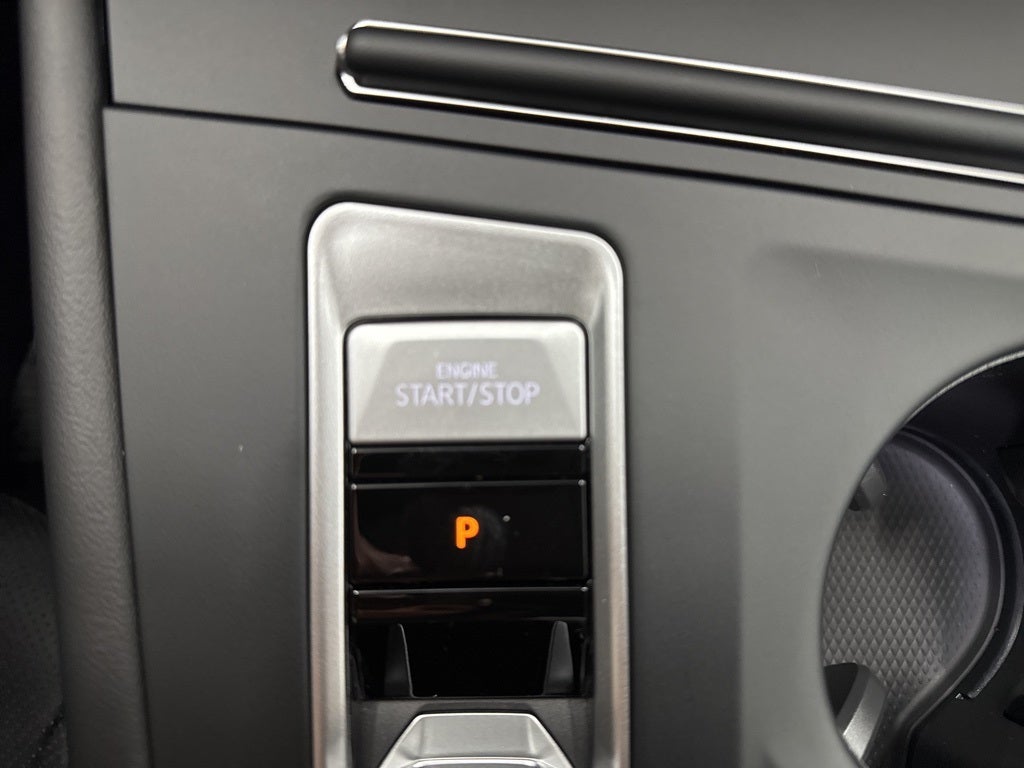 2026 Volkswagen Atlas Cross Sport 2.0T SE