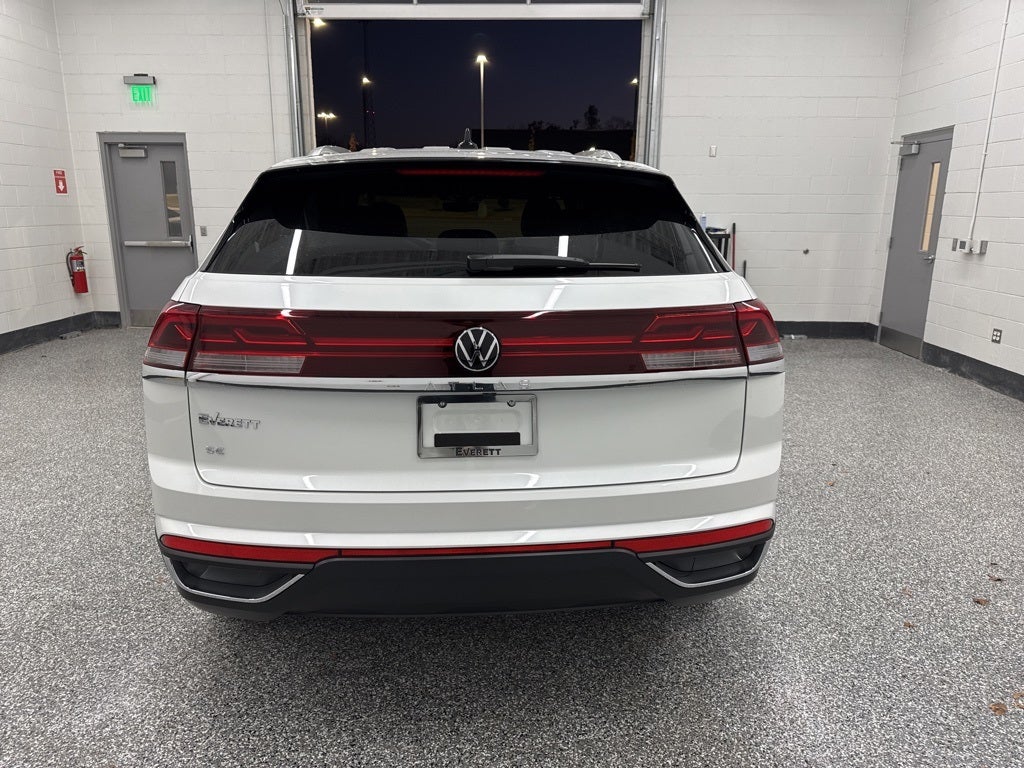 2026 Volkswagen Atlas Cross Sport 2.0T SE