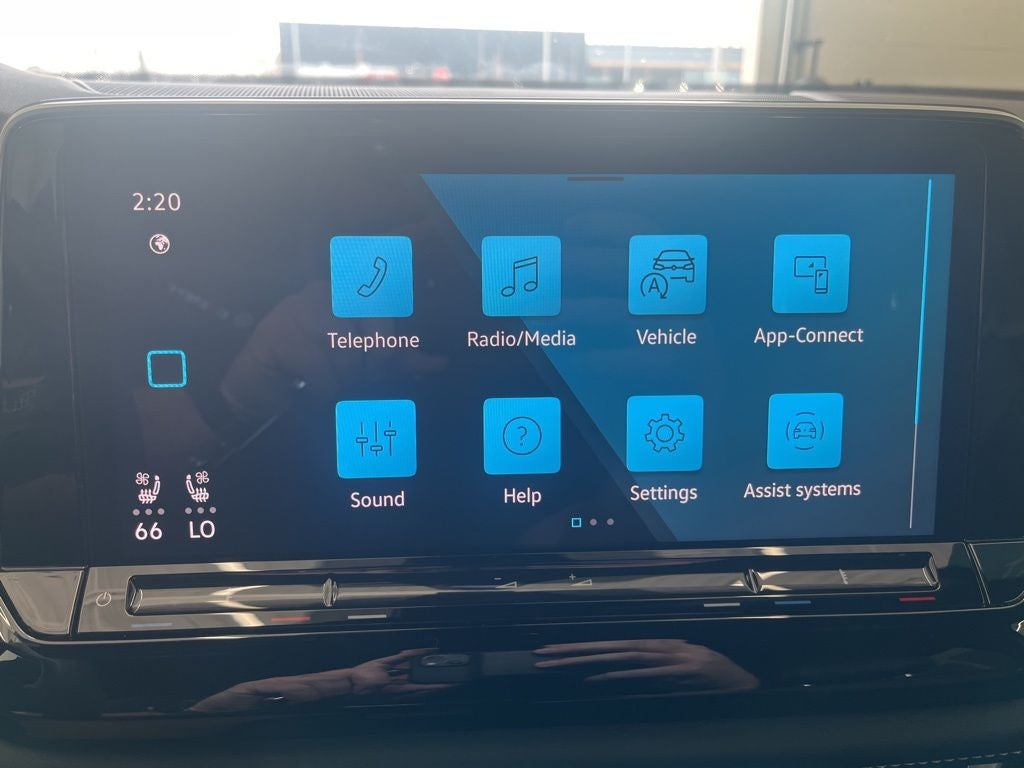 2024 Volkswagen Atlas Cross Sport 2.0T SE