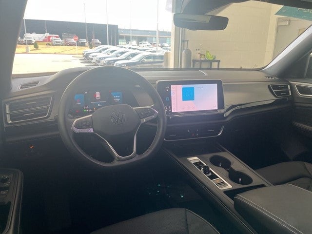 2024 Volkswagen Atlas Cross Sport 2.0T SE