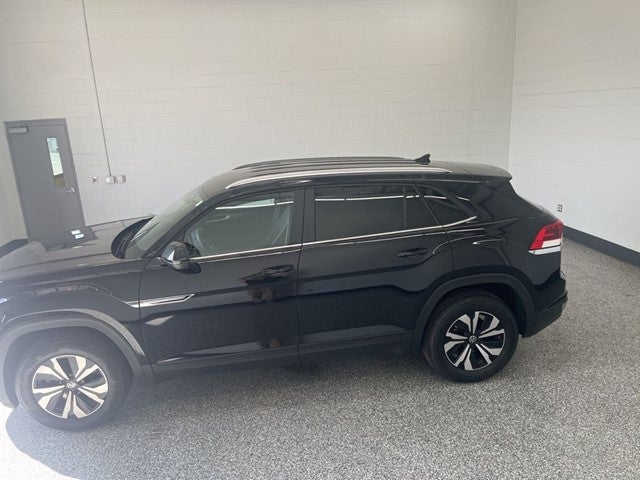 2024 Volkswagen Atlas Cross Sport 2.0T SE