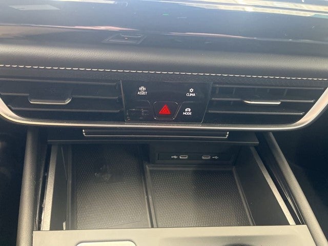 2024 Volkswagen Atlas Cross Sport 2.0T SE