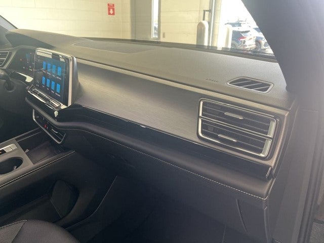 2024 Volkswagen Atlas Cross Sport 2.0T SE