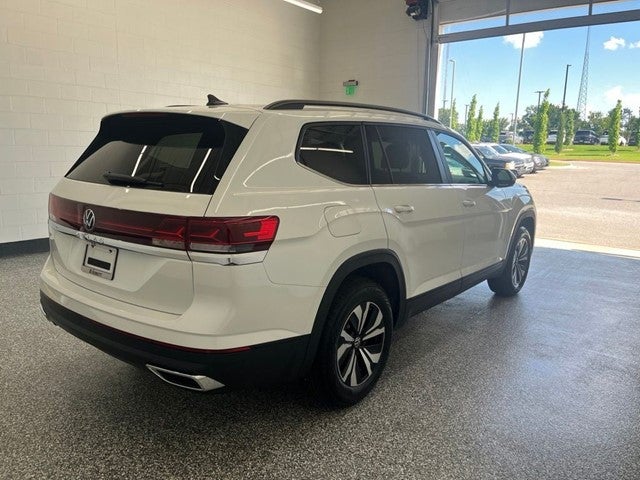 2026 Volkswagen Atlas 2.0T SE
