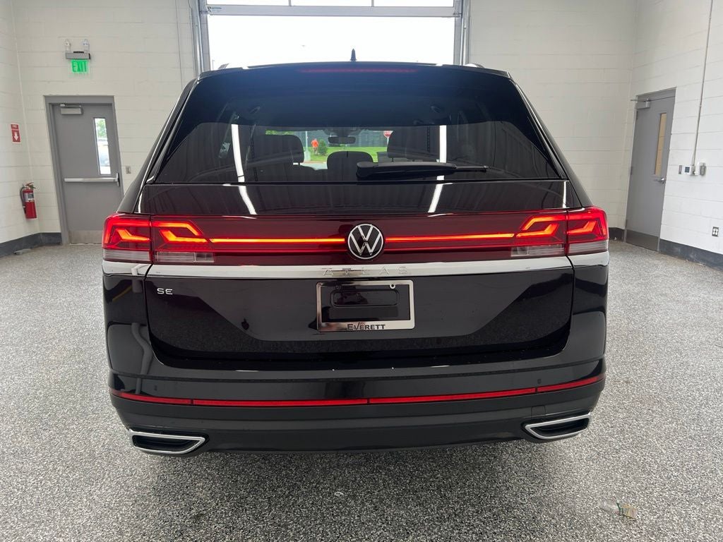 2026 Volkswagen Atlas 2.0T SE