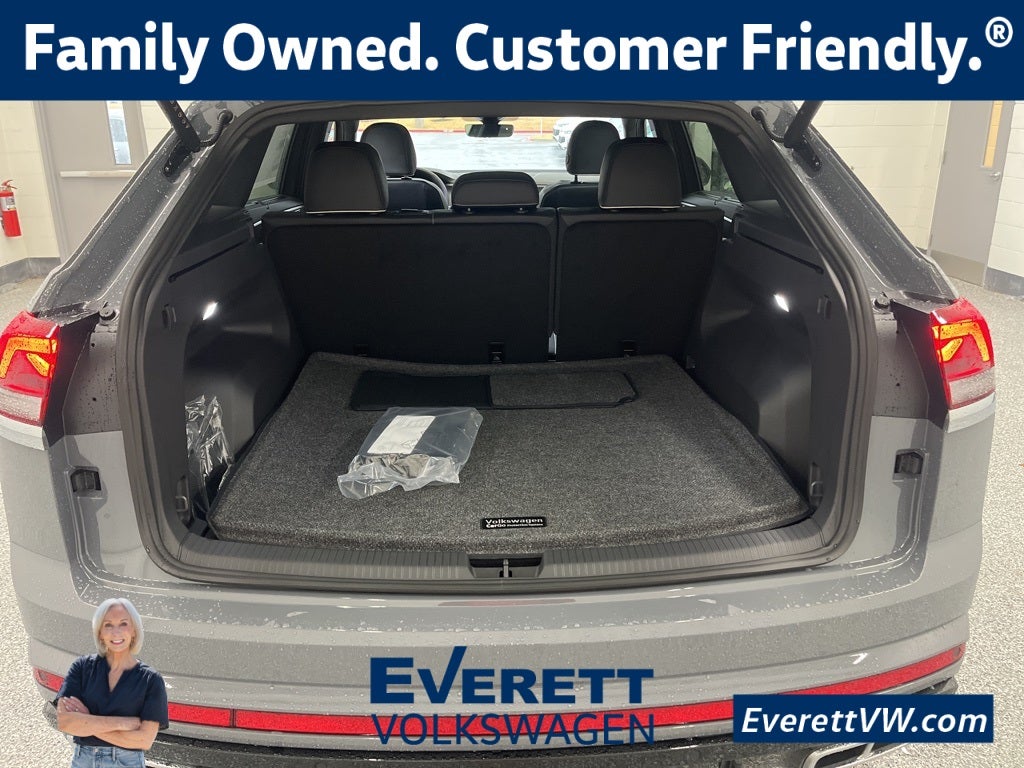 2026 Volkswagen Atlas Cross Sport 2.0T SEL Premium R-Line