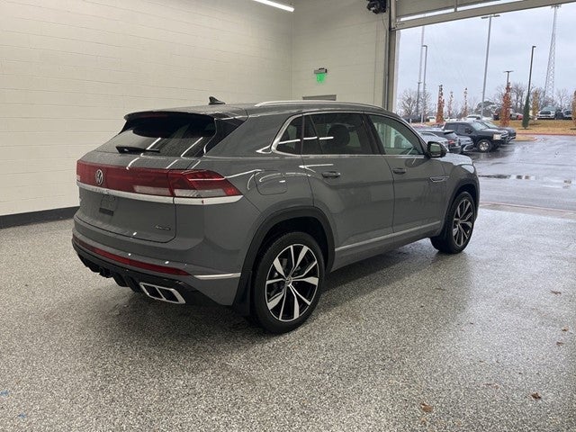 2026 Volkswagen Atlas Cross Sport 2.0T SEL Premium R-Line