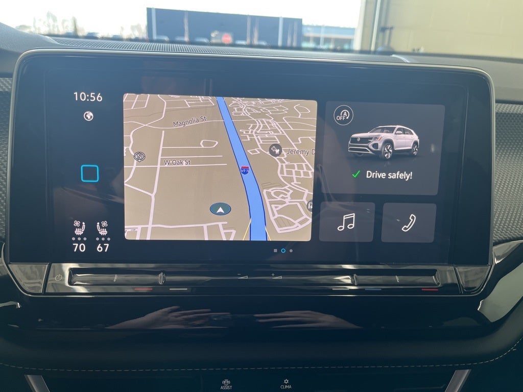 2026 Volkswagen Atlas Cross Sport 2.0T SEL Premium R-Line