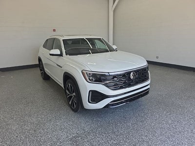 2026 Volkswagen Atlas Cross Sport 2.0T SEL Premium R-Line