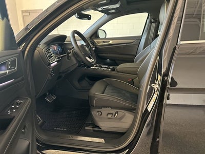 2026 Volkswagen Atlas Cross Sport 2.0T SEL Premium R-Line